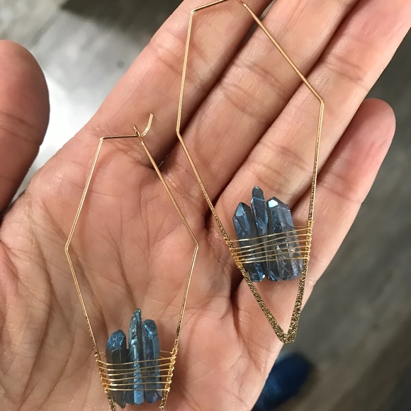 Free people crystal triangle hoop - Picture 3 of 3